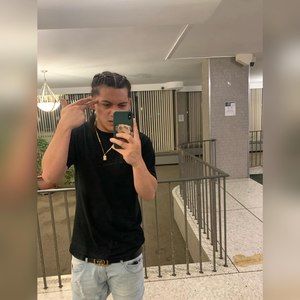 Meet your Posher, Don